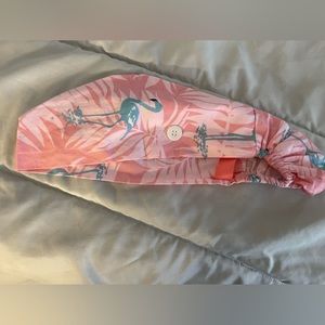 Surgical cap with ribbon